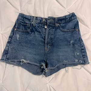 women’s shorts